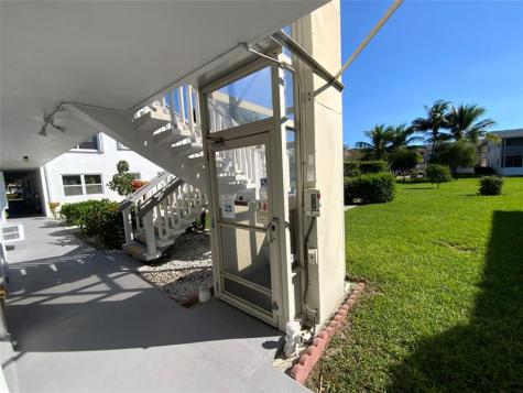 20 Bedford A West Palm Beach FL 33417