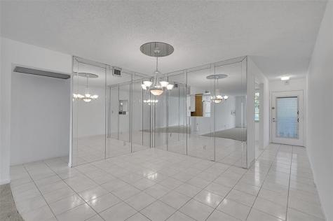 2504 Antigua Terrace Coconut Creek FL 33066