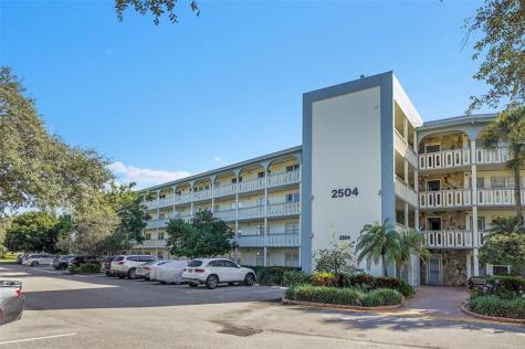 2504 Antigua Terrace Coconut Creek FL 33066