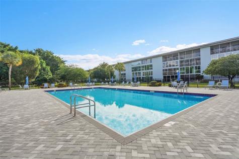 2504 Antigua Terrace Coconut Creek FL 33066