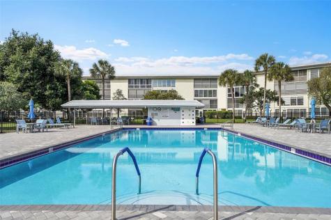 2504 Antigua Terrace Coconut Creek FL 33066