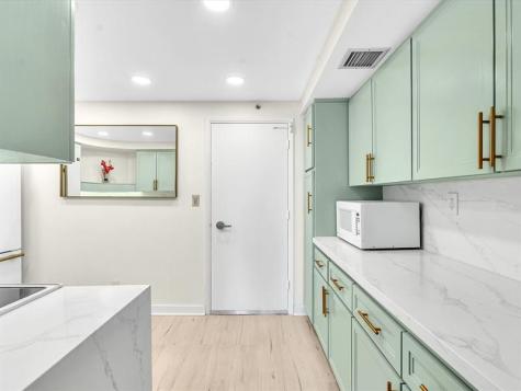 3300 NE 36th Street Fort Lauderdale FL 33308