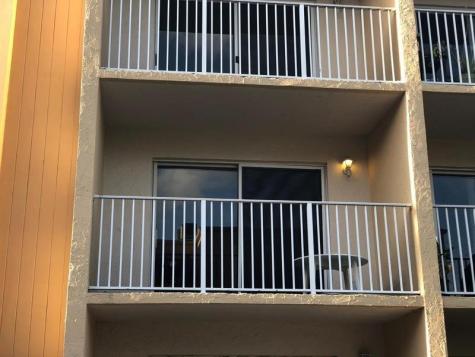 5221 Geneva Way Doral FL 33166