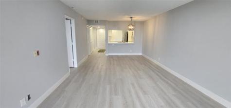 3503 Oaks Way Pompano Beach FL 33069