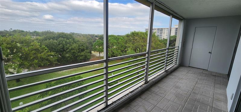 3503 Oaks Way Pompano Beach FL 33069