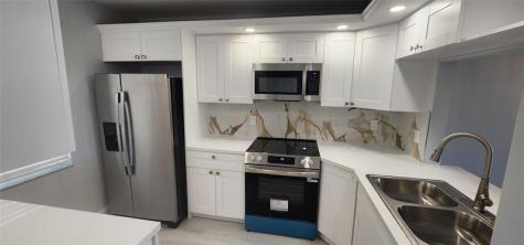 3503 Oaks Way Pompano Beach FL 33069