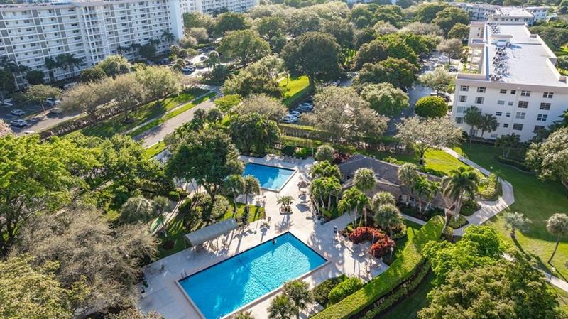 3503 Oaks Way Pompano Beach FL 33069