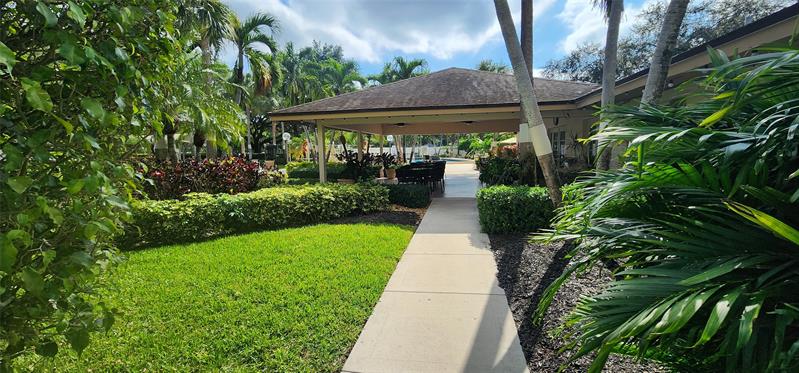 3503 Oaks Way Pompano Beach FL 33069