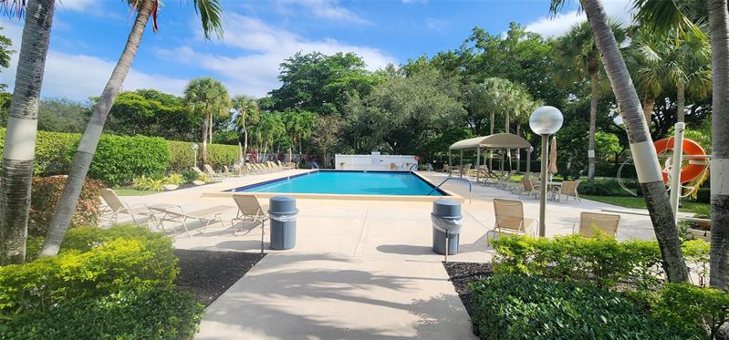 3503 Oaks Way Pompano Beach FL 33069