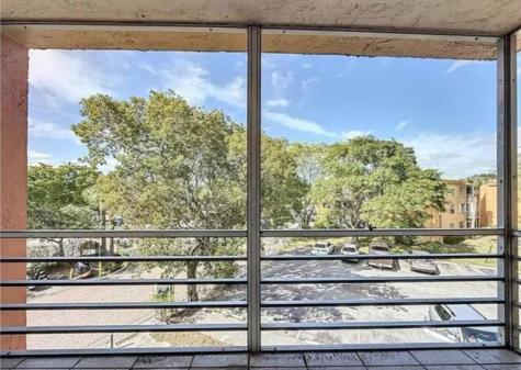 4304 NW 9th Avenue Deerfield Beach FL 33064