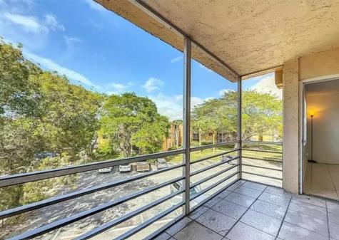 4304 NW 9th Avenue Deerfield Beach FL 33064