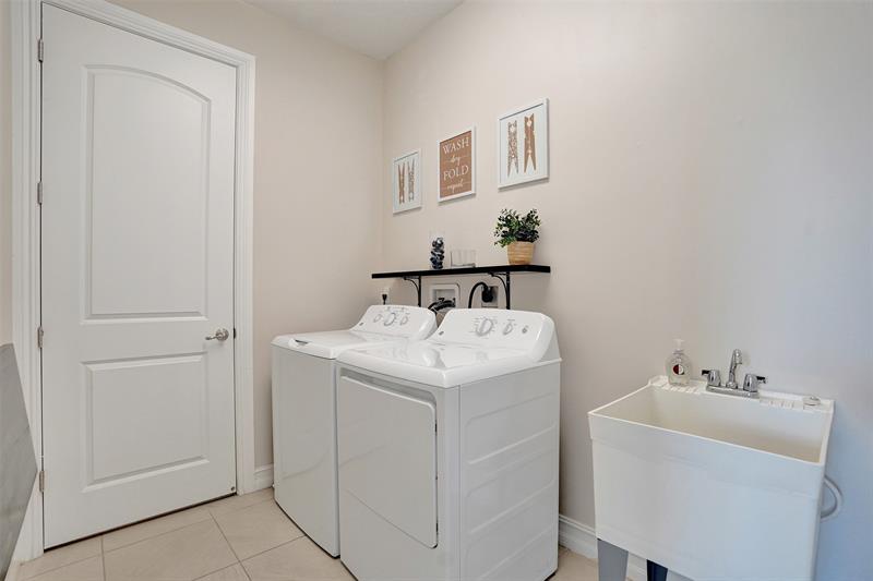 99 Palm Lane Royal Palm Beach FL 33411