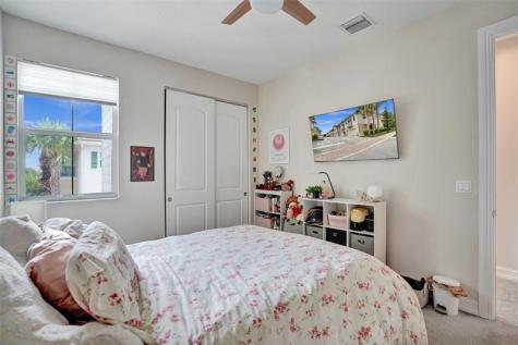 99 Palm Lane Royal Palm Beach FL 33411