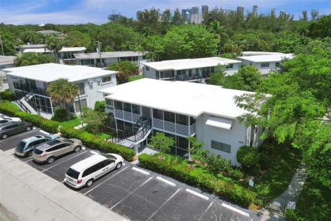 1055 SE 15th Street Fort Lauderdale FL 33316