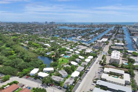 1055 SE 15th Street Fort Lauderdale FL 33316