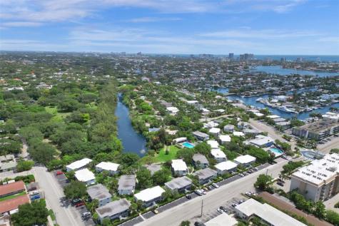 1055 SE 15th Street Fort Lauderdale FL 33316