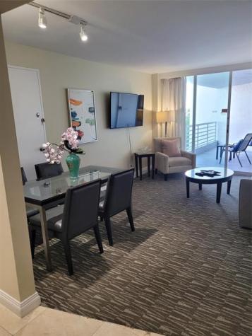 2670 E Sunrise Boulevard Fort Lauderdale FL 33304