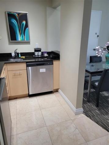 2670 E Sunrise Boulevard Fort Lauderdale FL 33304