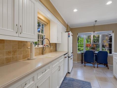 125 E Park Shores Circle Vero Beach FL 32963