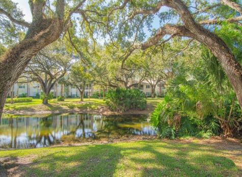 125 E Park Shores Circle Vero Beach FL 32963