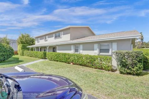 923 SE 10th Street Deerfield Beach FL 33441