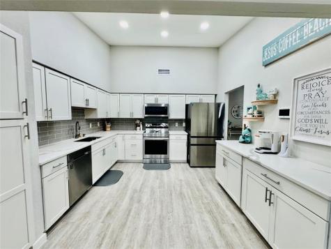 3216 S Lakeview Circle Fort Pierce FL 34949