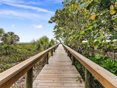 3216 S Lakeview Circle Fort Pierce FL 34949