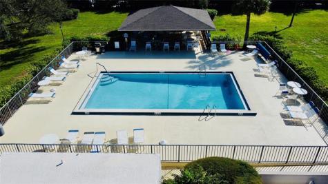 3216 S Lakeview Circle Fort Pierce FL 34949