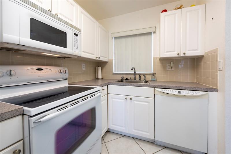 8515 Sunrise Lakes Boulevard Sunrise FL 33322