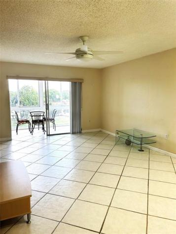 8515 Sunrise Lakes Boulevard Sunrise FL 33322