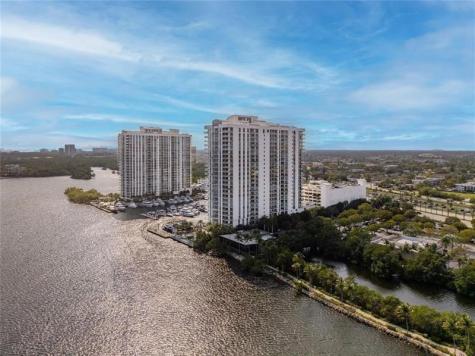17301 Biscayne Boulevard Aventura FL 33160