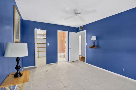 5300 Washington Street Hollywood FL 33021