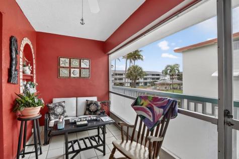 5300 Washington Street Hollywood FL 33021