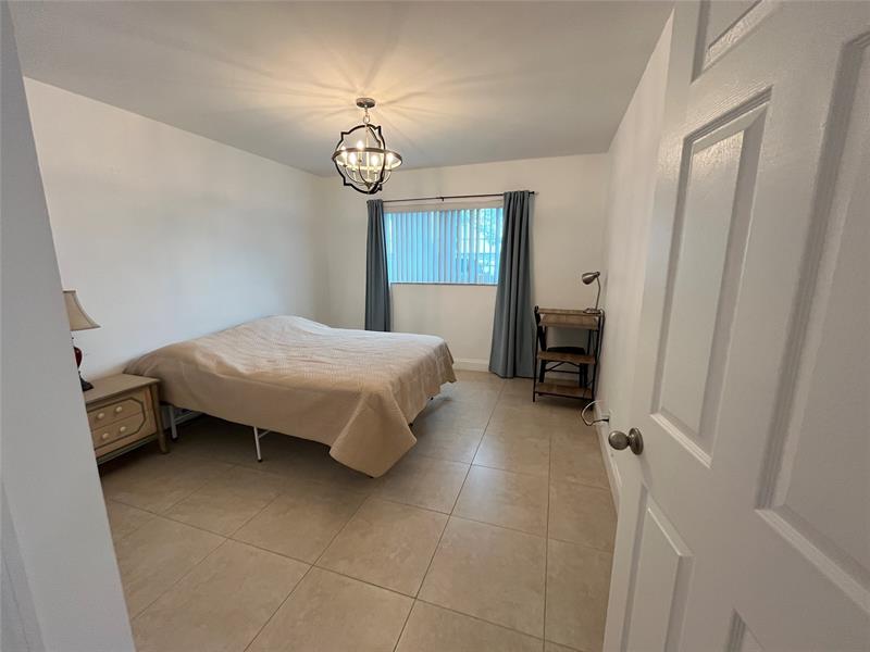 2100 NE 38th Street Lighthouse Point FL 33064