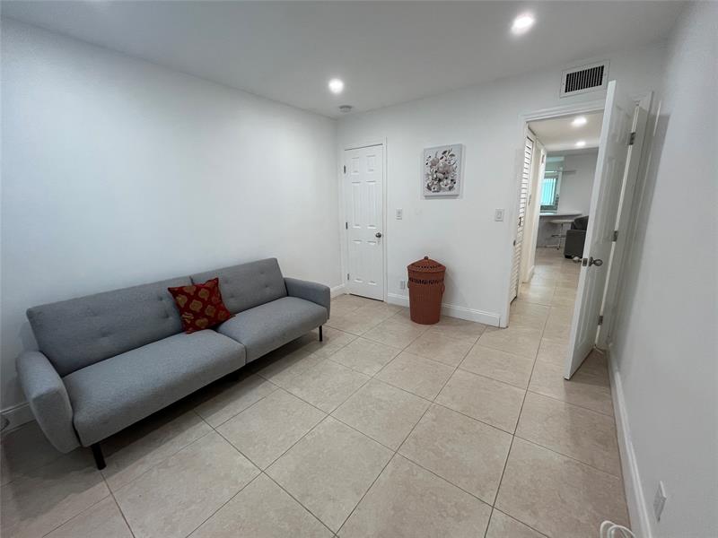 2100 NE 38th Street Lighthouse Point FL 33064