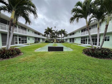 2100 NE 38th Street Lighthouse Point FL 33064