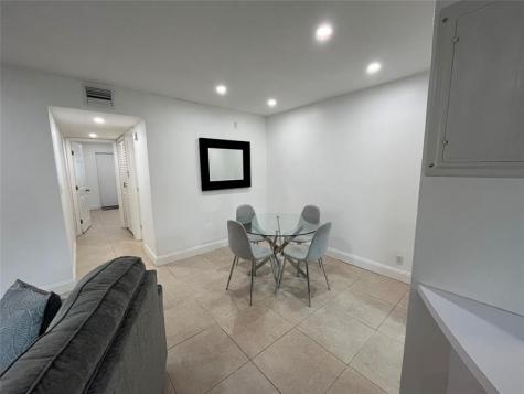 2100 NE 38th Street Lighthouse Point FL 33064