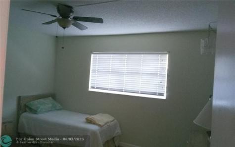 206 SE 10th Street Dania Beach FL 33004