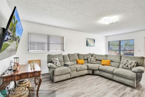 14711 Edna Way Delray Beach FL 33484