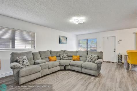 14711 Edna Way Delray Beach FL 33484