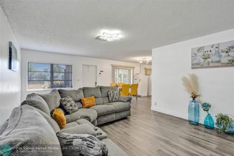 14711 Edna Way Delray Beach FL 33484