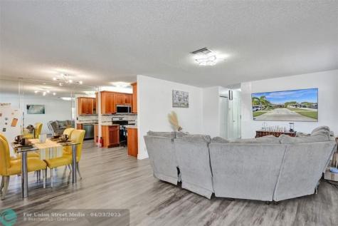 14711 Edna Way Delray Beach FL 33484