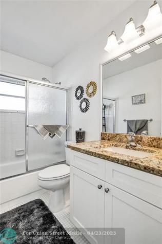 14711 Edna Way Delray Beach FL 33484