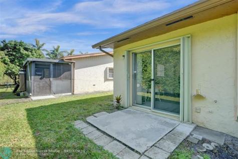 14711 Edna Way Delray Beach FL 33484
