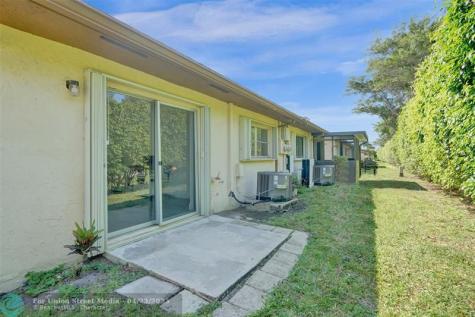 14711 Edna Way Delray Beach FL 33484