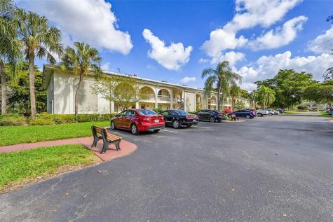 2701 Nassau Bend Coconut Creek FL 33066