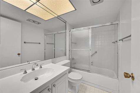 2701 Nassau Bend Coconut Creek FL 33066