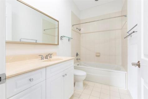 6809 N Laleside Circle N Davie FL 33314