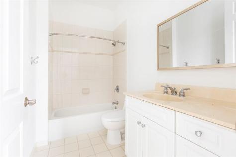 6809 N Laleside Circle N Davie FL 33314