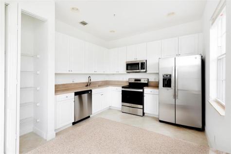 6809 N Laleside Circle N Davie FL 33314